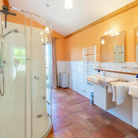 Chip-in Golf Wandern Berge Apartment Oberuttlau